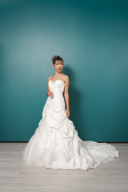 【ドレス紹介】ボリューミーなタックが豪華なドレス!【DJ8】