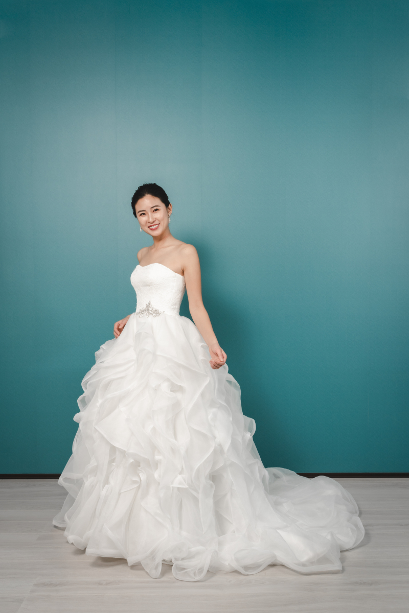 砂浜に描いた結婚記念日♡