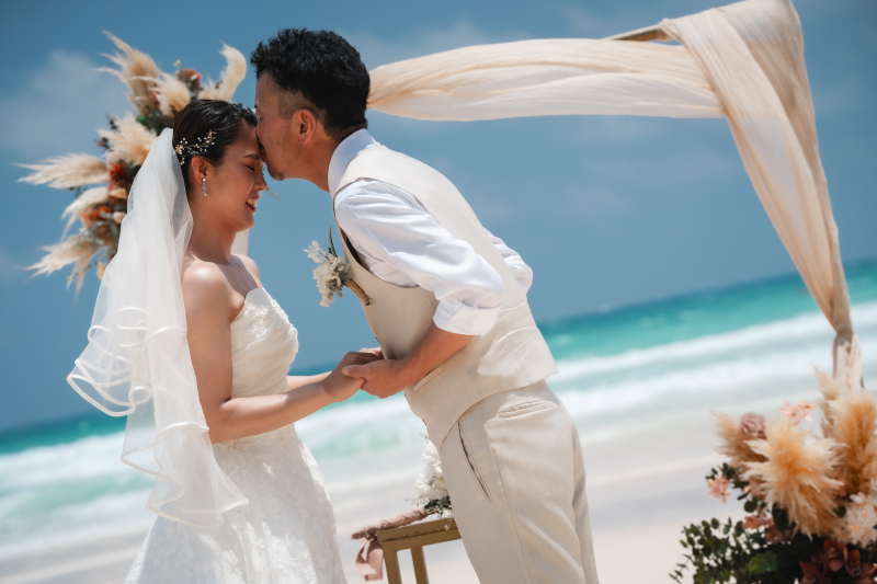 【結婚証明書付き!】ビーチウェディングフォトの季節到来!【4月〜10月】