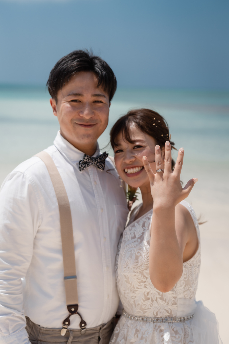 指輪お披露目ポーズ!