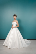 【ドレス紹介】シンプルなサテンのプリンセスラインのドレス!【BS22】