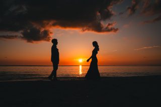 【サンセットフォト】濃い色の夕焼けが美しいフォト