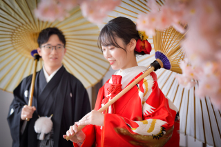 まるで映画のワンシーン。和装が映すふたりの未来