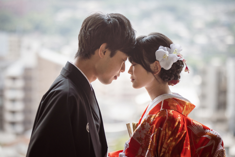 朱赤の艶、黒の凛。ふたりで紡ぐ“和の時間”。