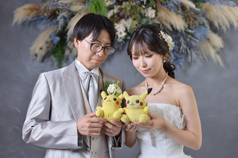 ふたりだけの特別な時間、ぬいぐるみと過ごす幸せウェディングフォト