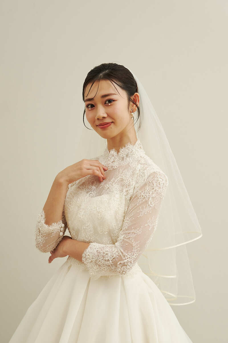 【DRESS】ドレスショップ運営のフォトスタジオです