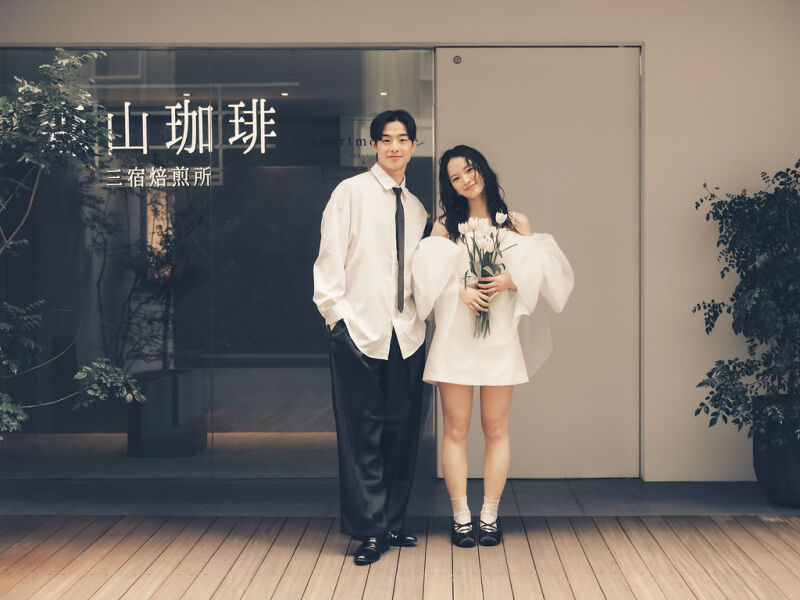 お気に入りの街がスタジオに。遊び心たっぷりのストリートフォト