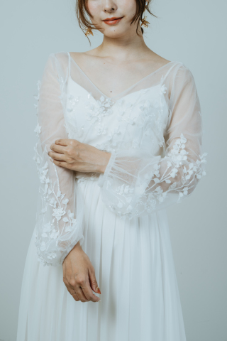 新作ブラウスのご紹介