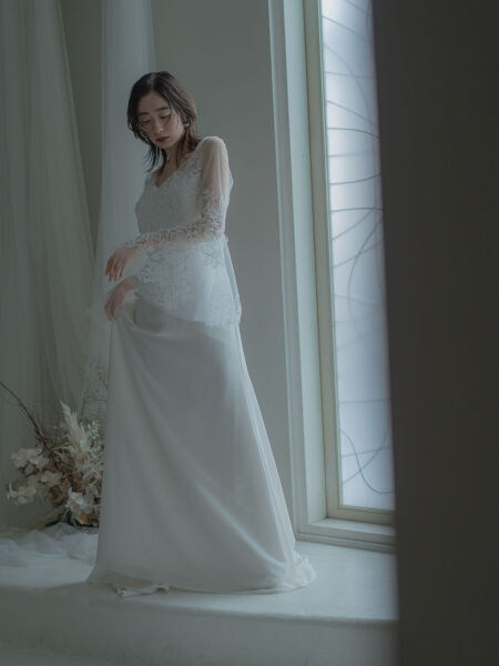 【DRESS】新作ブラウスのご紹介