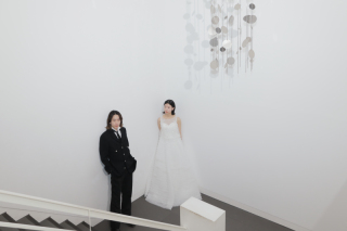 【特集】フォトウェディングを彩る、タキシードの魅力を徹底解剖!