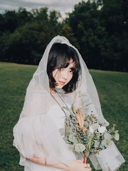【photo】新作ドレスでロケ撮影