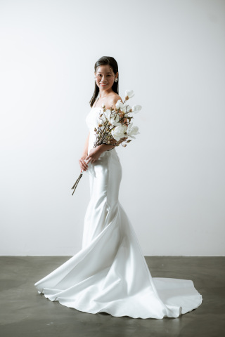 【フォトレポート】ヘアメイクがおしゃれ！洋装2着スタジオフォト