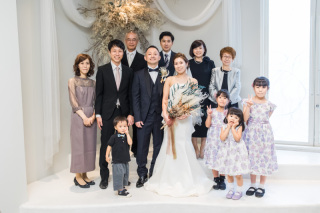 ゲストと一緒にフォトウェディング