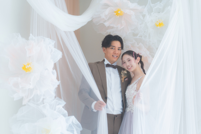 手軽におしゃれに。スタジオと街ブラ、どちらも楽しむフォトウェディング♪