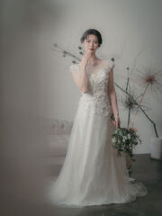 【DRESS】スタイルアップも叶うANJERIのウェディングドレス