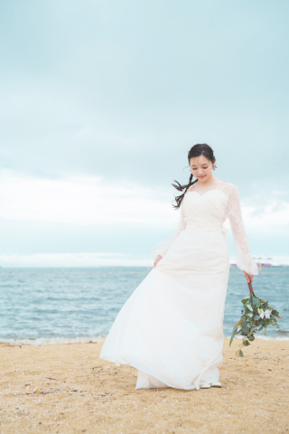 ドレスがいちばん映える季節、知ってますか？