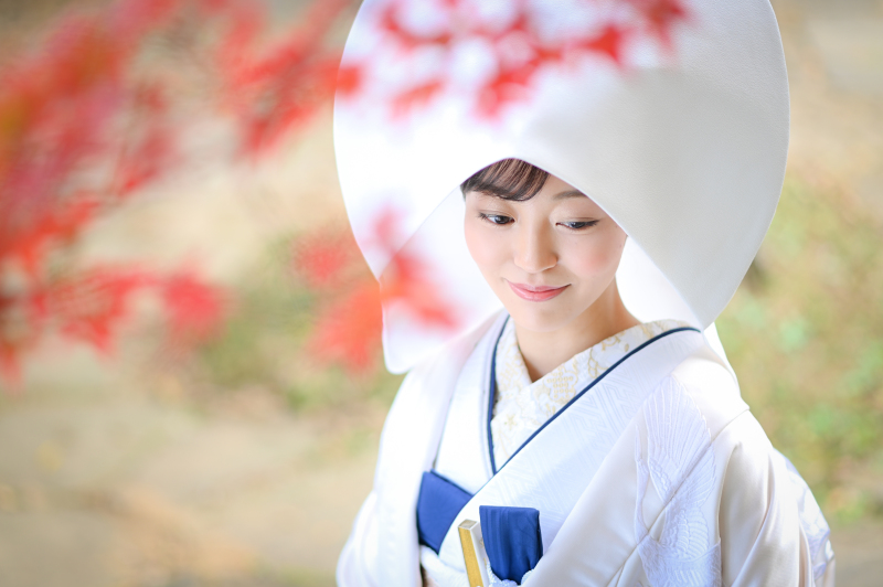 紅葉と綿帽子