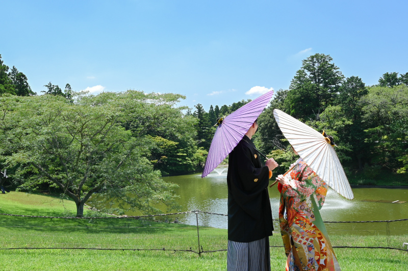 美術館の湖畔