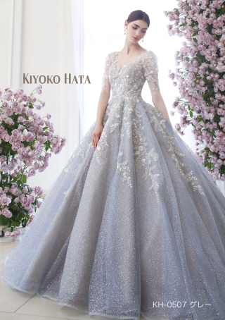 ドレスのご紹介♪