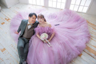 SNS映え♡ドレスをハート型にしたキュートなお写真♪