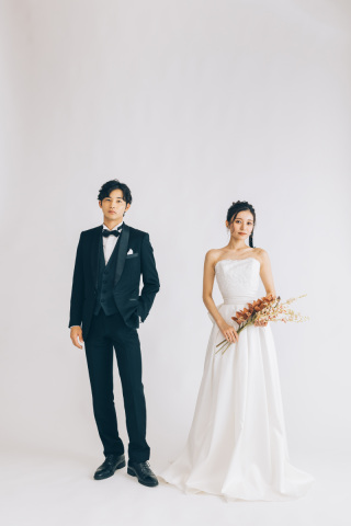 【トレンド感背景】白バック紙