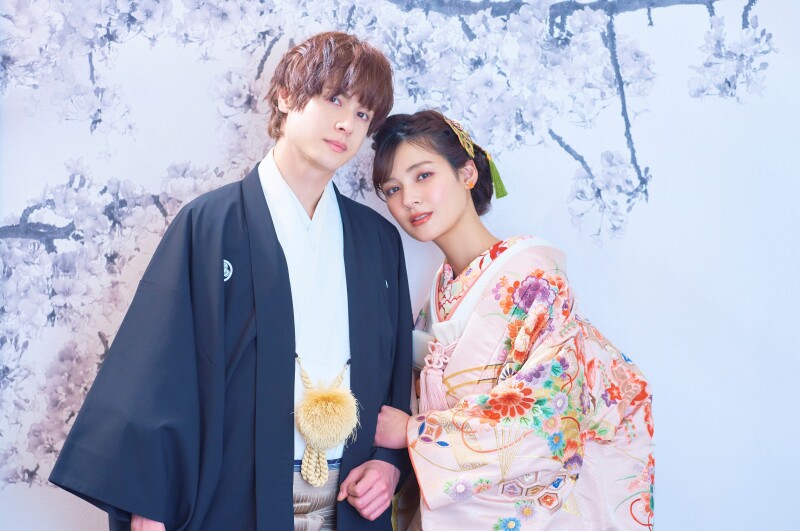 この夏限定!お得な和装+洋装スタジオ撮影プラン♪