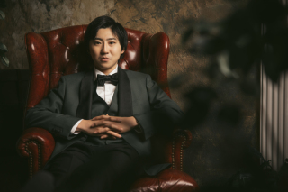 男性ヘアセット・メイクオプションで、より自然で清潔感ある仕上がりに