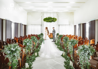 結婚式場併設のスタジオで叶えるチャペル撮影