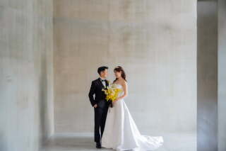 studio photo in gray wall area