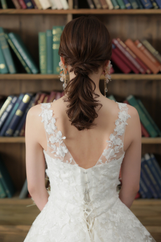 洋装ヘアスタイル＆髪飾り✨