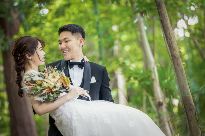 高宮庭園茶寮　凛として、鮮やかに