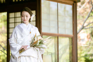 高宮庭園茶寮 お二人らしさを生花で表現