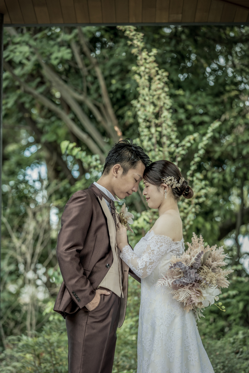 高宮庭園茶寮　穏やかな空気につつまれた二人のかたち