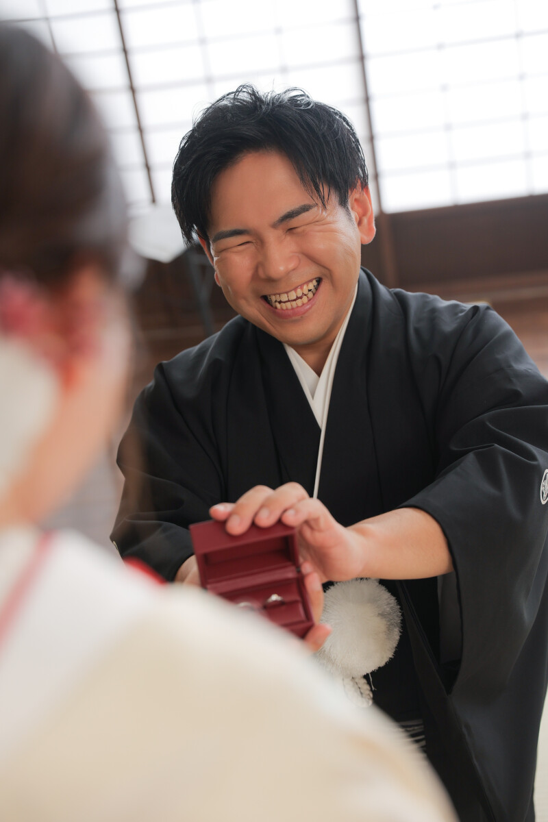 笑顔あふれる和装スタジオ撮影