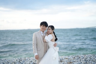 海風にも負けないタイトヘア