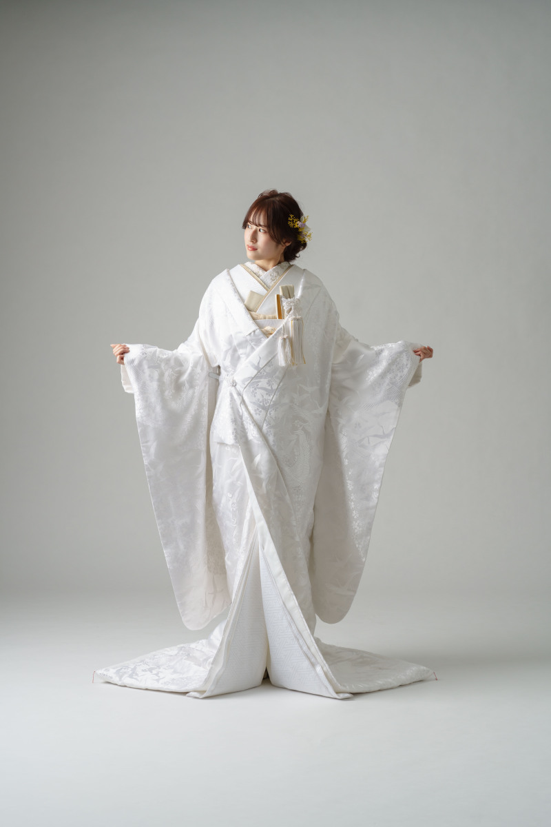 色打掛か白無垢かお悩みの方へ!