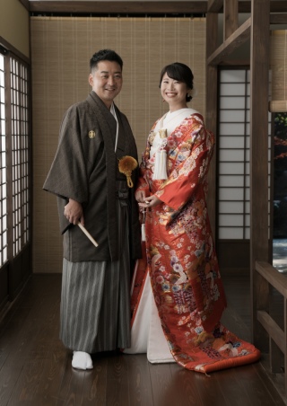 伝統的な赤色の色打掛で♪♪