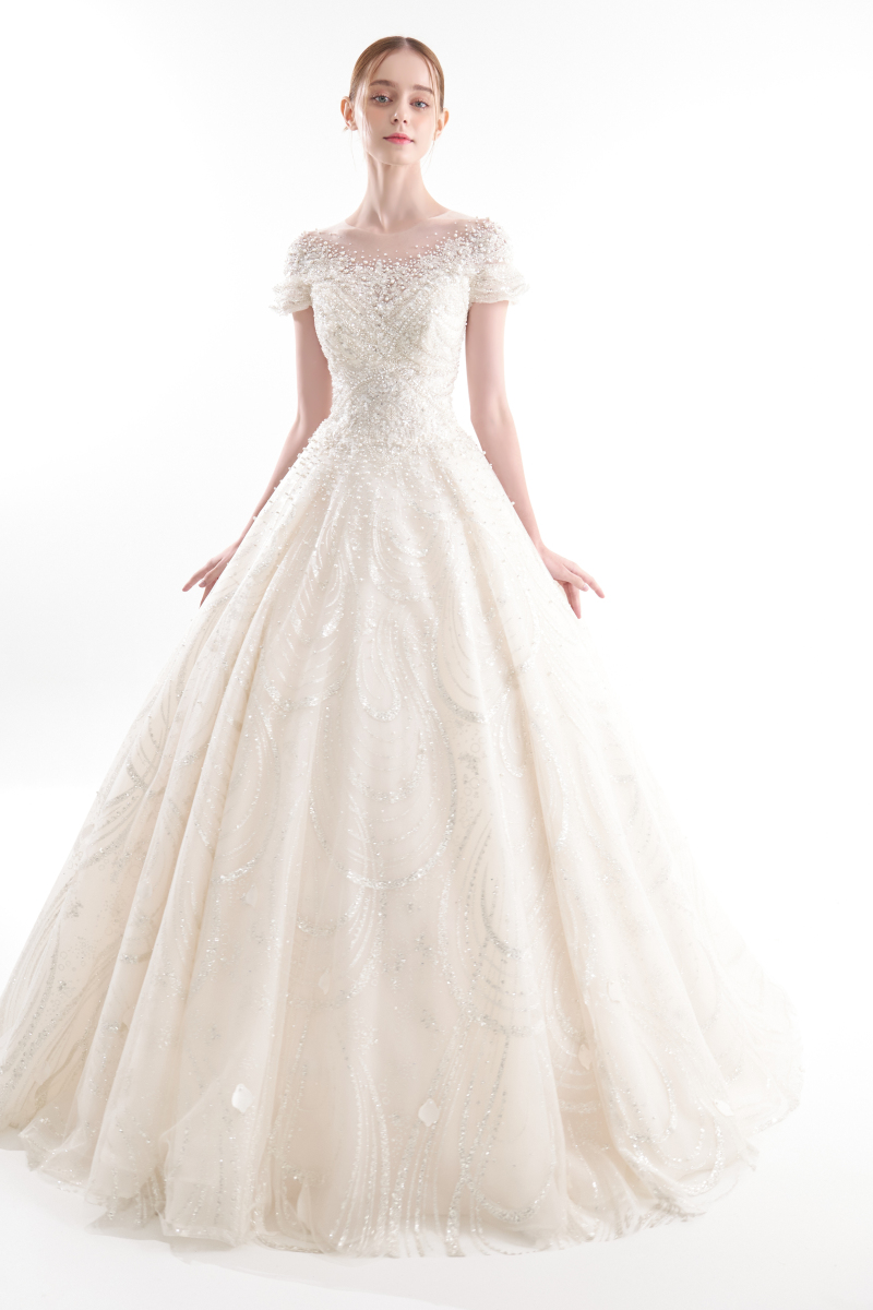 韓国ドレス「Aurum(アウルム)」のご紹介