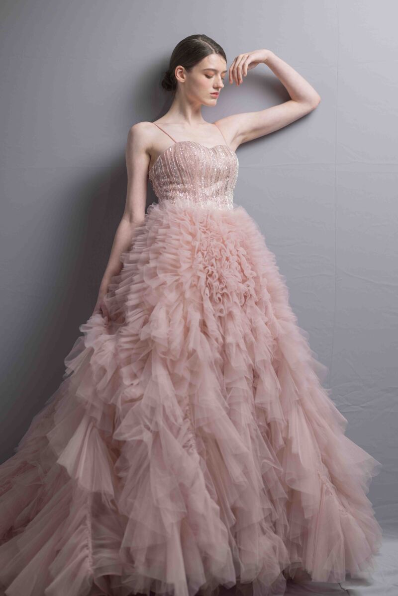 ピンク系カラードレス5選