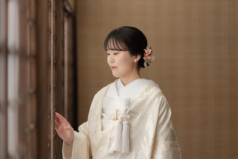 白無垢&times;ピンクメイク