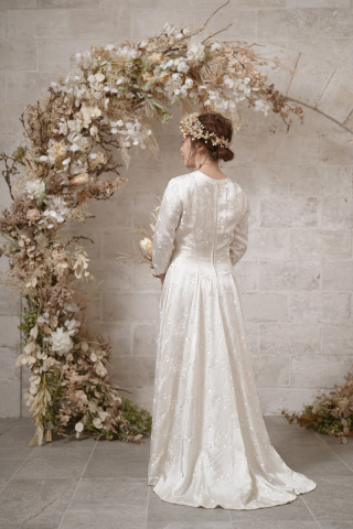 お持ち込みのドレスも可能です･:*+.