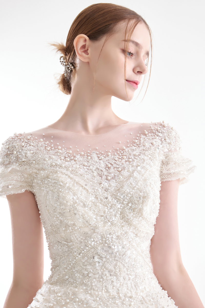 韓国ドレス「Aurum(アウルム)」のご紹介