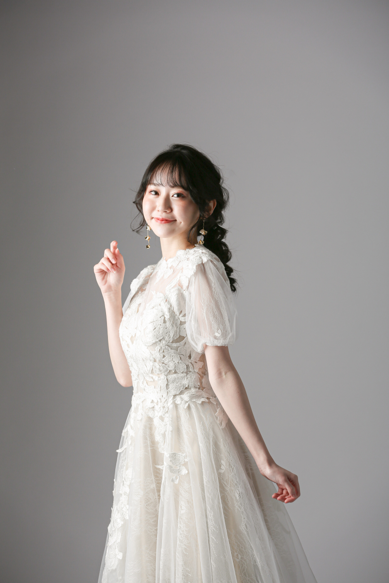 ドレスもご紹介♪
