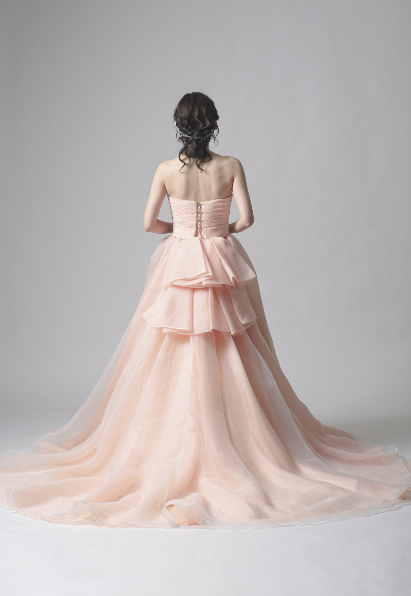 ピンク系カラードレス5選