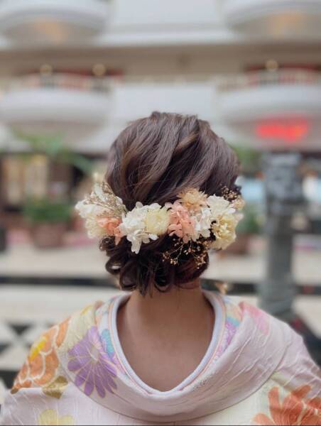 夏本番でも崩れ知らず♡7・8月の花嫁ヘアアレンジ特集