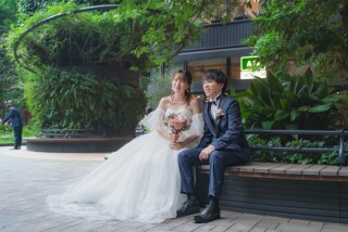 【撮影ロケーション：丸の内ブリックスクエアについて】自然に囲まれた撮影スポット！