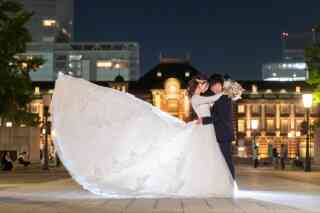 ふわっと広がるドレスショット