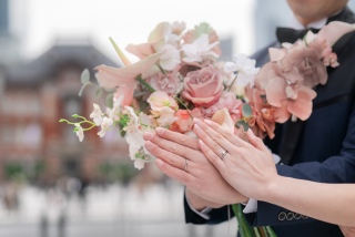 【イメージショットのご紹介】結婚指輪やブーケだけで撮影してもおしゃれです^^