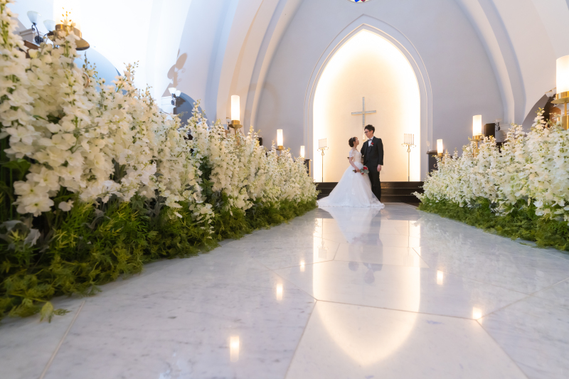 【冬の街並みに溶け込む】手をつないで歩いたふたりの前撮り日