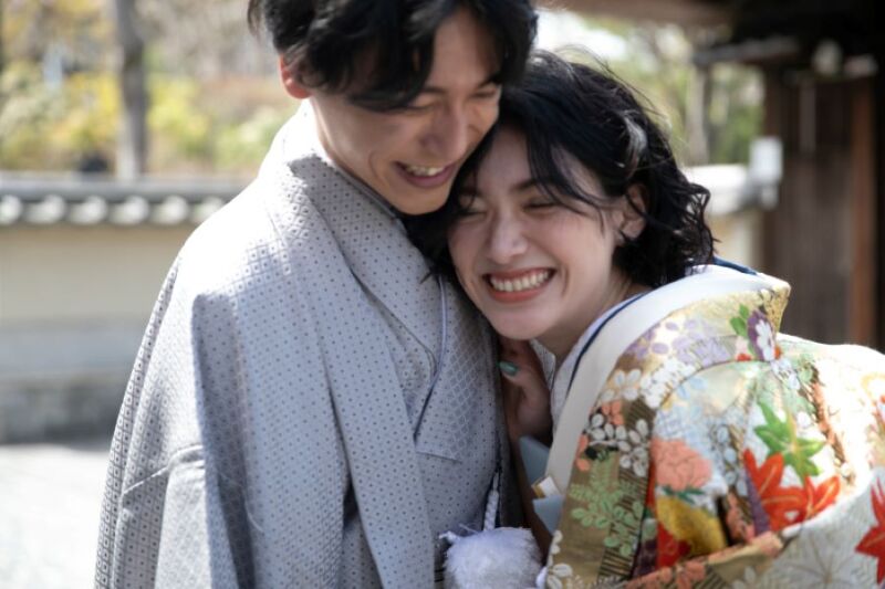 トレンド感がある和装ヘアまとめ~タイトシニヨン~